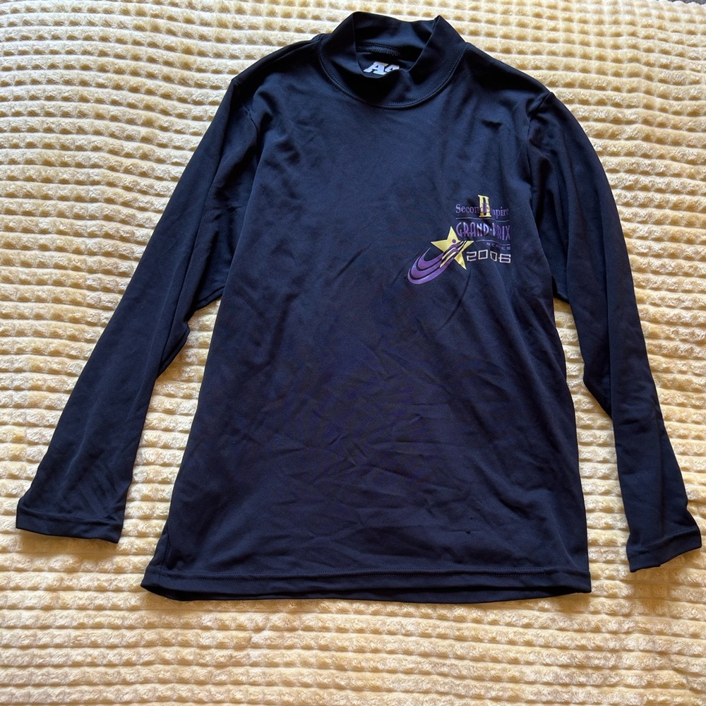 athletic material running shirt